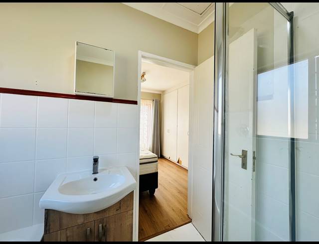 3 BEDROOM CLUSTER TO LET IN CRAIGAVON